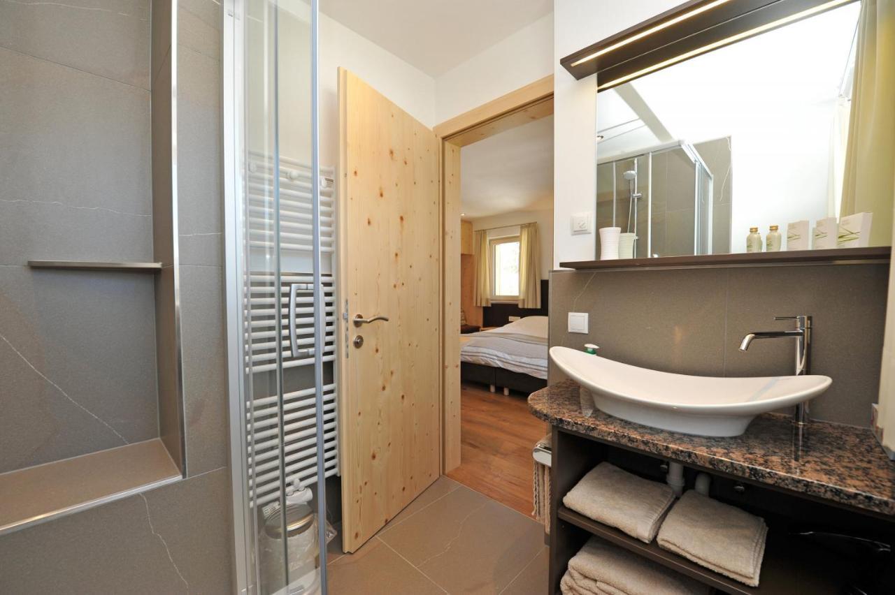 Apartments Cesa Leni オルティゼーイ エクステリア 写真